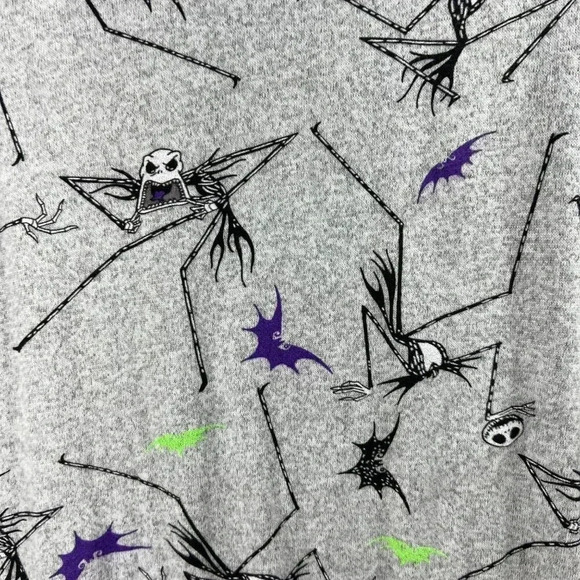 Tim Burton The Nightmare Before Christmas NWT Womens M Crew Neck Tunic Sweater - Picture 4 of 9